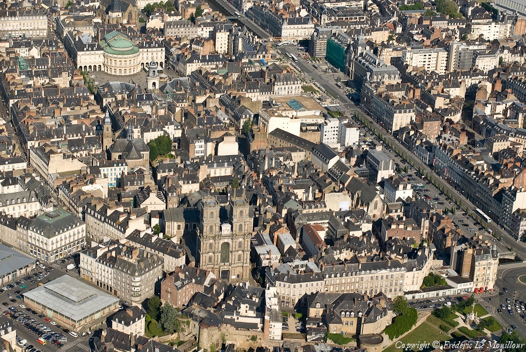 Vue aérienne de la vieille ville de Rennes