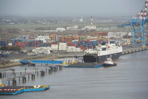 Le port de Nantes Saint-Nazaire représente un fort bassin d'emploi et de développement économique.