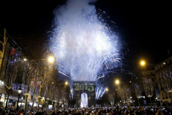 L'Arc de Triomphe sur les Champs-Élysées, au moment du passage en 2015