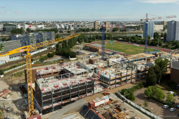 Chantier de construction sur l'île de Nantes