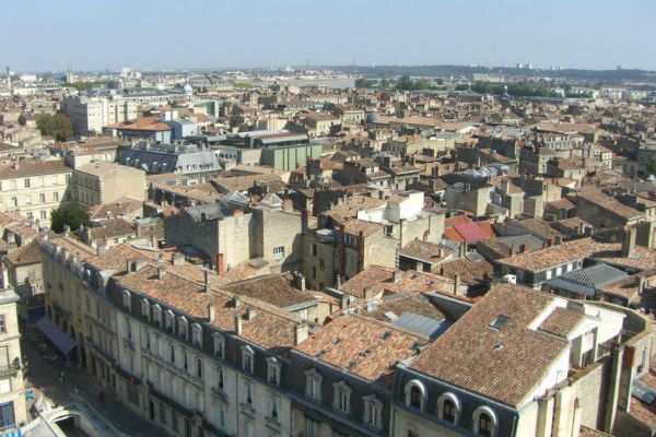 Vue aérienne d'un quartier de Bordeaux