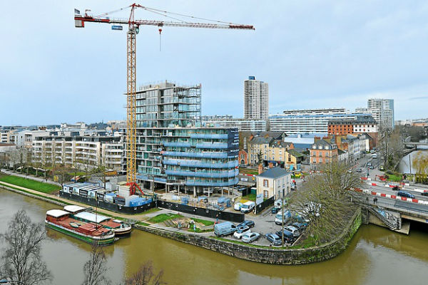 Construction au bord de La Vilaine, Rennes